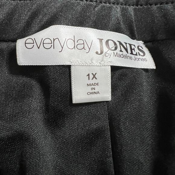 Everyday Jones by Madeline Jones Skirt 1X Womens Black Pleated Satin Knee Length - Picture 5 of 6